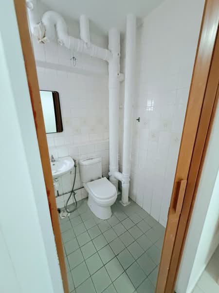 770 Choa Chu Kang Street 54, 770 Choa Chu Kang Street 54, 3 Bedrooms, 1,130 sqft, HDB Flat For Sale, by Elva Elva Ouyang, 500107754 - Bathroom - PropertyGuru.com.sg