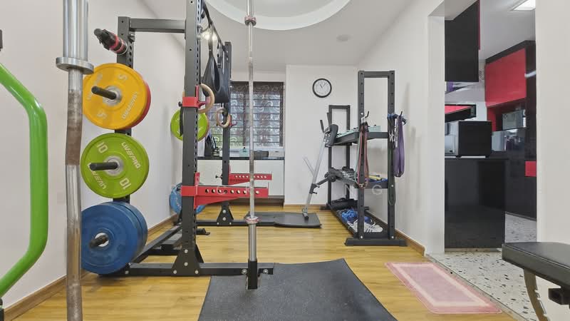 325 Woodlands Street 32, 325 Woodlands Street 32, 4 Bedrooms, 1,754 sqft, HDB Flat For Sale, by Rick Long, 500107757 - Gym - PropertyGuru.com.sg