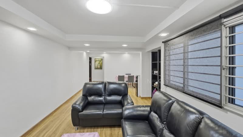 325 Woodlands Street 32, 325 Woodlands Street 32, 4 Bedrooms, 1,754 sqft, HDB Flat For Sale, by Rick Long, 500107757 - Living Room - PropertyGuru.com.sg