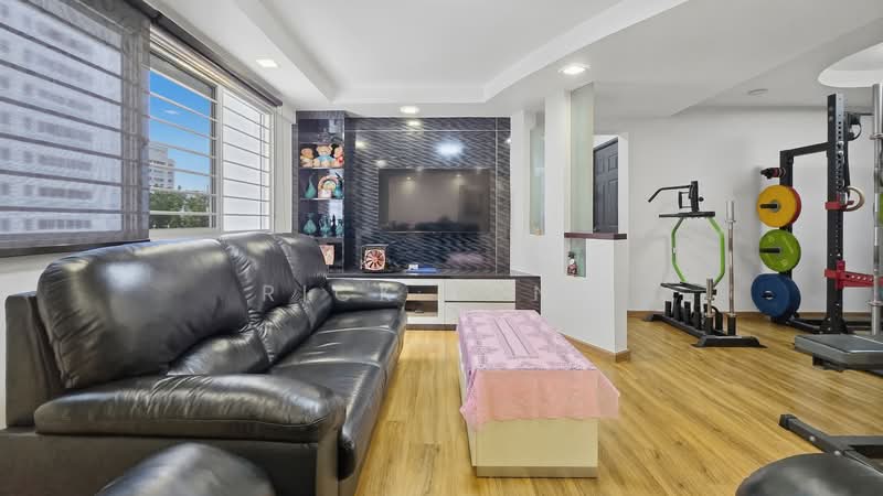 325 Woodlands Street 32, 325 Woodlands Street 32, 4 Bedrooms, 1,754 sqft, HDB Flat For Sale, by Rick Long, 500107757 - Living Room - PropertyGuru.com.sg