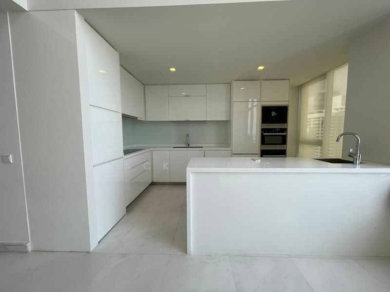 ⭐ High Floor Sea View Loft | Rare 2 Bed Dual Volume | Prime CBD Address | Move-In Ready, , 2 Bedrooms, 1,109 sqft, Condominium For Sale, by Zack Liang, 500107759 - Kitchen - PropertyGuru.com.sg