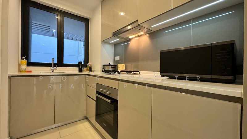 Lake Grande, 2 Jurong Lake Link, 2 Bedrooms, 775 sqft, Condominium For Rent, by FERN, 500107765 - Kitchen - PropertyGuru.com.sg