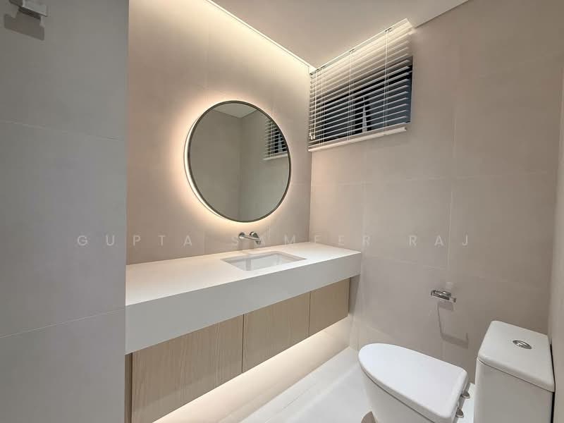 The Colonnade, 82 Grange Road, 4 Bedrooms, 3,933 sqft, Condominium For Rent, by Gupta Sameer Raj, 500107773 - Bathroom - PropertyGuru.com.sg