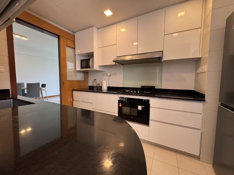 Blue Horizon, 21 West Coast Crescent, 3 Bedrooms, 1,152 sqft, Condominium For Rent, by Hector Ho, 500107785 - Kitchen - PropertyGuru.com.sg