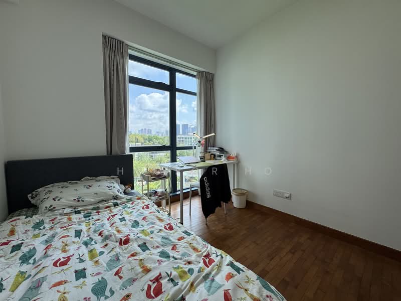 Blue Horizon, 21 West Coast Crescent, 3 Bedrooms, 1,152 sqft, Condominium For Rent, by Hector Ho, 500107785 - Common Bedroom 1 - PropertyGuru.com.sg