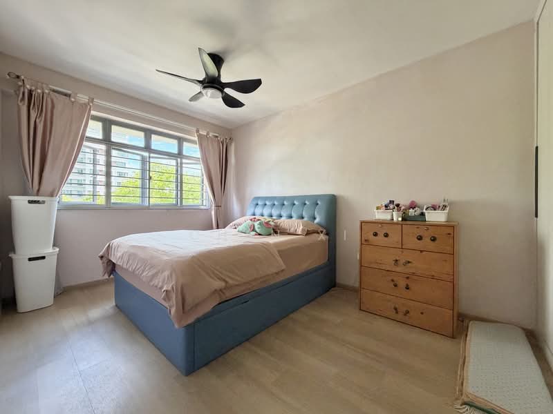 377A Hougang Street 32, 377A Hougang Street 32, 3 Bedrooms, 1,228 sqft, HDB Flat For Sale, by Chan Xi, 500107786 - Bedroom - PropertyGuru.com.sg