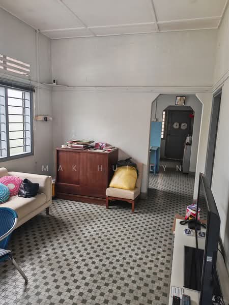 Rare! Potential for Subdivision!, Jedburgh Gardens, 3 Bedrooms, 2,000 sqft, Detached House For Sale, by Mak Hui Lyn, 500107788 - PropertyGuru.com.sg