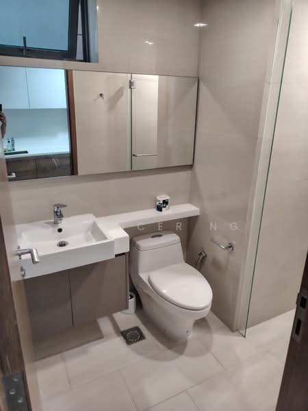 The Topiary, 11 Fernvale Lane, Studio, 220 sqft, Executive Condominium For Rent, by Spencer Ng, 500107792 - Bathroom - PropertyGuru.com.sg
