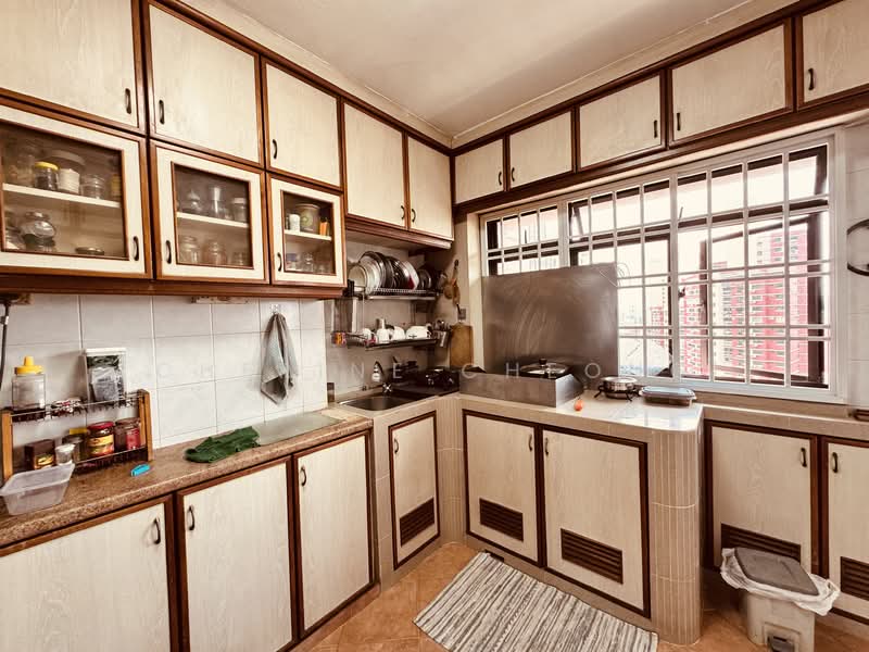 298 Bukit Batok Street 22, 298 Bukit Batok Street 22, 4 Bedrooms, 1,281 sqft, HDB Flat For Sale, by Cherine Cheong, 500107804 - Kitchen - PropertyGuru.com.sg