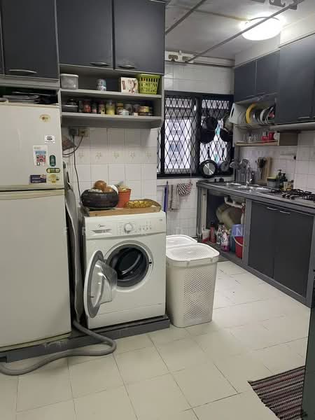 634 Pasir Ris Drive 1, 634 Pasir Ris Drive 1, 3 Bedrooms, 1,119 sqft, HDB Flat For Sale, by Frank Duan, 500107806 - Kitchen - PropertyGuru.com.sg