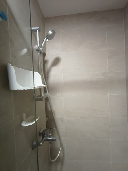 Parc Riviera, 101 West Coast Vale, Room Rental, 200 sqft, Condominium For Rent, by Alan Huy, 500107809 - Bathroom - PropertyGuru.com.sg