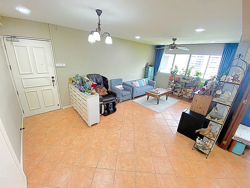 412 Pasir Ris Drive 6, 412 Pasir Ris Drive 6, 4 Bedrooms, 1,313 sqft, HDB Flat For Sale, by Eugene Chen, 500107817 - Living Room - PropertyGuru.com.sg