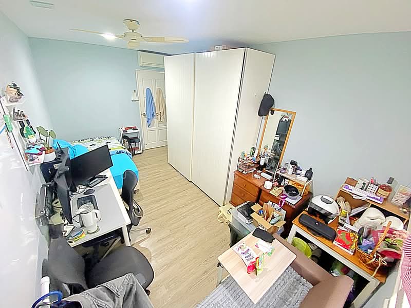 412 Pasir Ris Drive 6, 412 Pasir Ris Drive 6, 4 Bedrooms, 1,313 sqft, HDB Flat For Sale, by Eugene Chen, 500107817 - Bedroom - PropertyGuru.com.sg