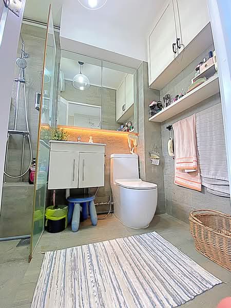 412 Pasir Ris Drive 6, 412 Pasir Ris Drive 6, 4 Bedrooms, 1,313 sqft, HDB Flat For Sale, by Eugene Chen, 500107817 - Bathroom - PropertyGuru.com.sg