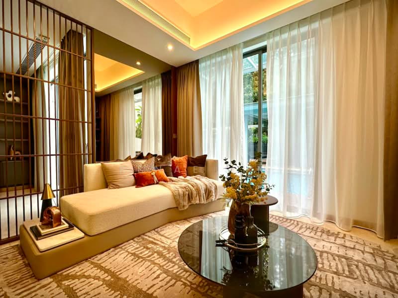 Greenwood Mews, 271 Greenwood Avenue, 5 Bedrooms, 3,154 sqft, Cluster House For Sale, by Renae Sim, 500107819 - Living Room - PropertyGuru.com.sg