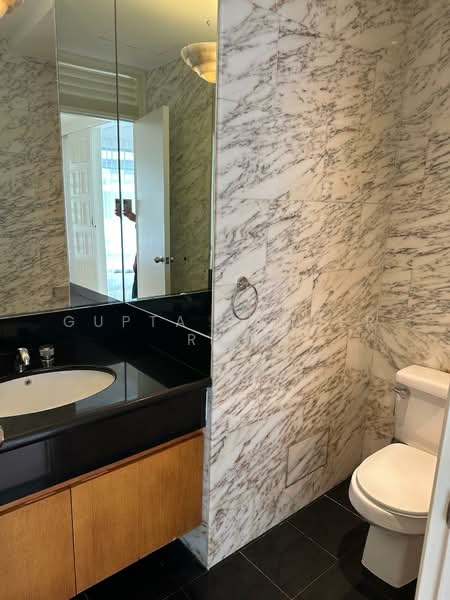 Brentwood Villas, Lloyd Road Singapore, 4 Bedrooms, 2,242 sqft, Cluster House For Rent, by Gupta Sameer Raj, 500107825 - Bathroom - PropertyGuru.com.sg