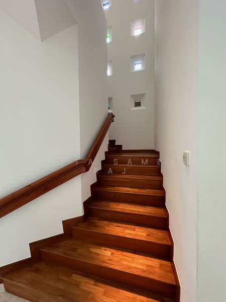 Brentwood Villas, Lloyd Road Singapore, 4 Bedrooms, 2,242 sqft, Cluster House For Rent, by Gupta Sameer Raj, 500107825 - Interior - PropertyGuru.com.sg