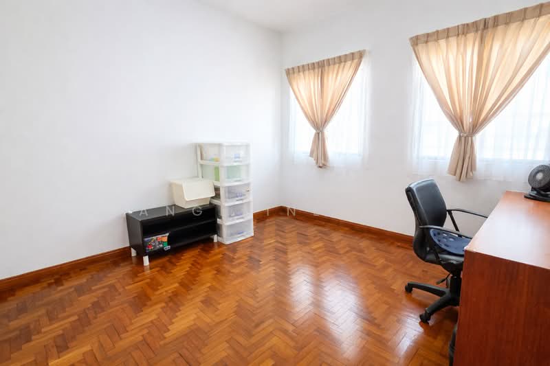 Villa Verde, Verde Avenue, 5 Bedrooms, 3,000 sqft, Terraced House For Sale, by Angeline Ho, 500107841 - bedroom - PropertyGuru.com.sg