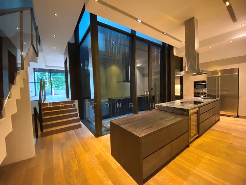 ⭐ Sentosa terrace at The Green Collection ❤️, Cove Drive, 5 Bedrooms, 6,000 sqft, Terraced House For Rent, by Ngo Tong Hang, 500107867 - Kitchen - PropertyGuru.com.sg