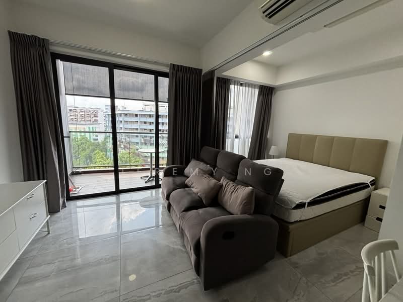 Lake Grande, 8 Jurong Lake Link, Studio, 409 sqft, Condominium For Rent, by Jeremy Ng, 500107876 - Bed & Living Space - PropertyGuru.com.sg