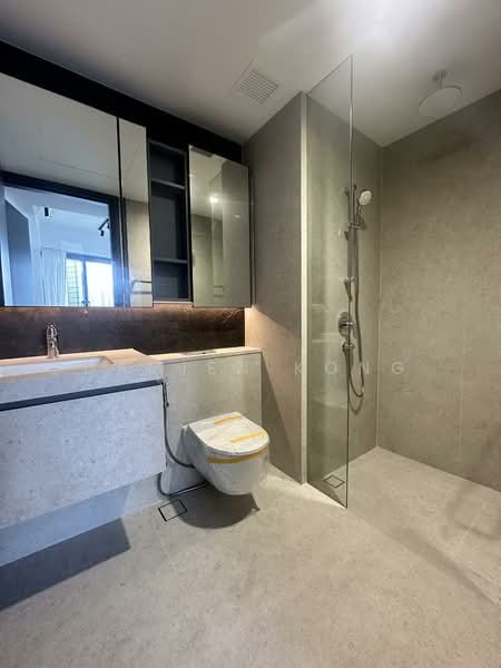 The Ranz, 109 Rangoon Road, 2 Bedrooms, 775 sqft, Apartment For Sale, by Damien Kong, 500107881 - Bathroom - PropertyGuru.com.sg