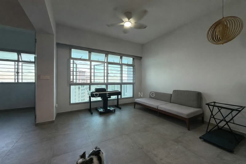 422B Northshore Dr, 422B Northshore Dr, 3 Bedrooms, 1,001 sqft, HDB Flat For Sale, by Joe Ong, 500107887 - Living Room - PropertyGuru.com.sg