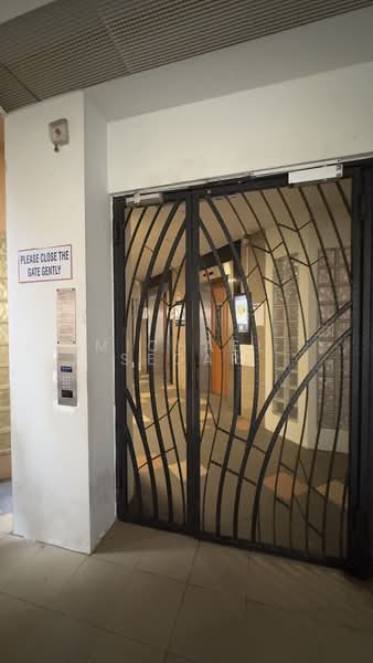 299 Punggol Central, 299 Punggol Central, 3 Bedrooms, 1,023 sqft, HDB Flat For Sale, by Michael Segar, 500107889 - Entrance - PropertyGuru.com.sg