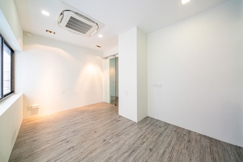 Tan Heng Lee Co, 1 Harvey Road, 3,000 sqft, Light Industrial (B1) For Rent, by Phyllis Goh, 500107892 - Interior - CommercialGuru.com.sg