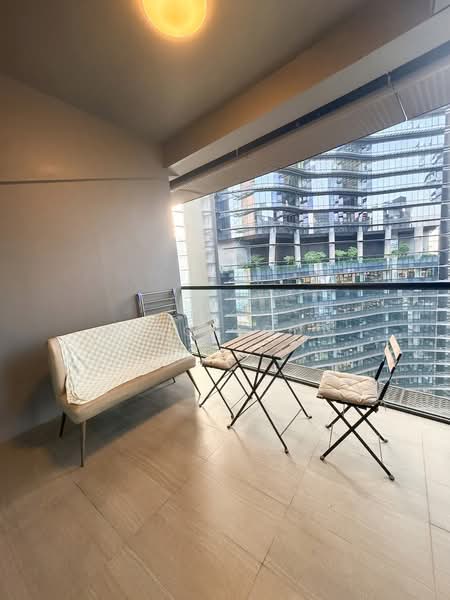 Marina One Residences, 21 Marina Way, 1 Bedroom, 721 sqft, Condominium For Sale, by King Kong, 500107895 - Balcony - PropertyGuru.com.sg