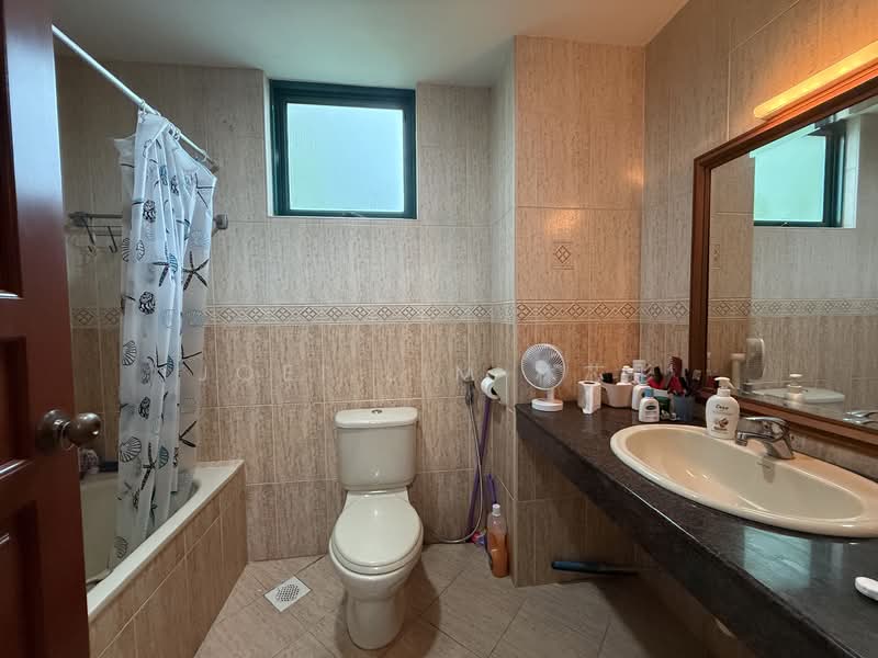 Palmwoods, 450 Upper Changi Road, 2 Bedrooms, 1,033 sqft, Condominium For Rent, by Joei Lim 林芯彤, 500107918 - Bathroom - PropertyGuru.com.sg