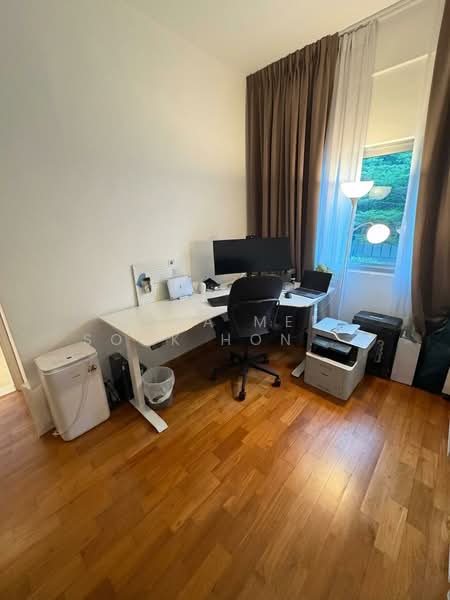 Seaview Point, 15 Amber Road, 3 Bedrooms, 1,389 sqft, Condominium For Rent, by Rosa Mee Sook Hong Ciupa, 500107920 - Study - PropertyGuru.com.sg