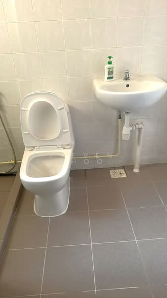 62 Lorong 4 Toa Payoh, 62 Lorong 4 Toa Payoh, Room Rental, 120 sqft, HDB Flat For Rent, by Steven Choo, 500107935 - Bathroom - PropertyGuru.com.sg