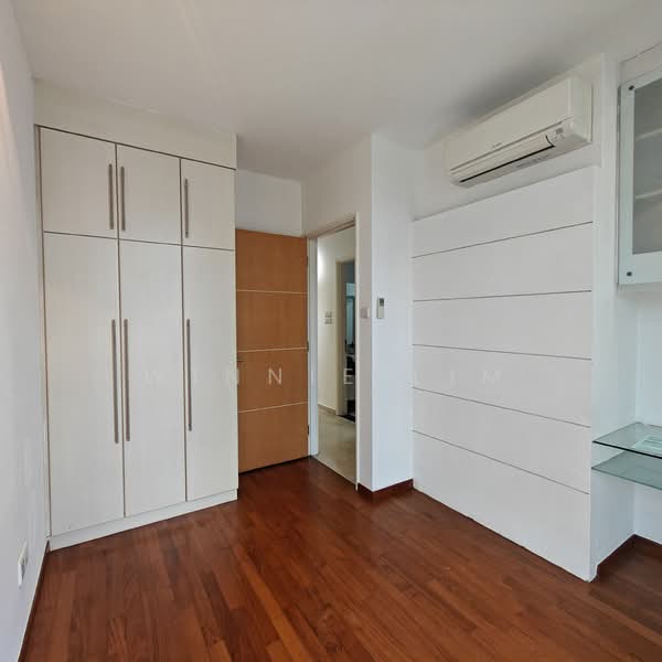 For Sale - The Champagne