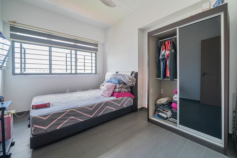 618B Tampines Street 61, 618B Tampines Street 61, 3 Bedrooms, 1,216 sqft, HDB Flat For Sale, by Angela Lee, 500107941 - Common Bedroom 2 - PropertyGuru.com.sg