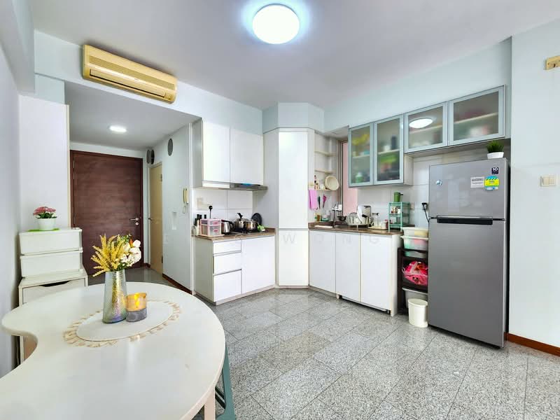 D'Lotus, 10 Lorong Ampas, 1 Bedroom, 570 sqft, Condominium For Sale, by Eric Wong, 500107949 - Kitchen - PropertyGuru.com.sg