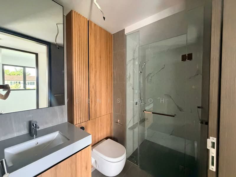 AMO Residence, 21 Ang Mo Kio Rise, 2 Bedrooms, 742 sqft, Condominium For Sale, by Vernis Goh, 500107955 - Bathroom - PropertyGuru.com.sg