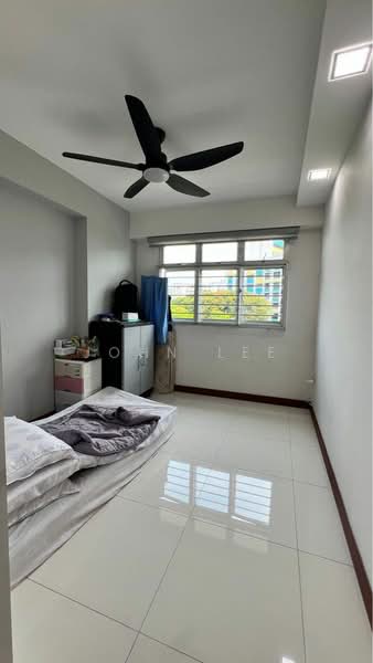 488C Choa Chu Kang Avenue 5, 488C Choa Chu Kang Avenue 5, 3 Bedrooms, 1,001 sqft, HDB Flat For Sale, by John Lee, 500107958 - Bedroom - PropertyGuru.com.sg