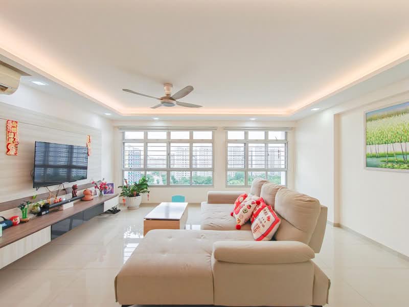 812A Choa Chu Kang Avenue 7, 812A Choa Chu Kang Avenue 7, 3 Bedrooms, 1,216 sqft, HDB Flat For Sale, by Zen Neo, 500107961 - Living Room - PropertyGuru.com.sg