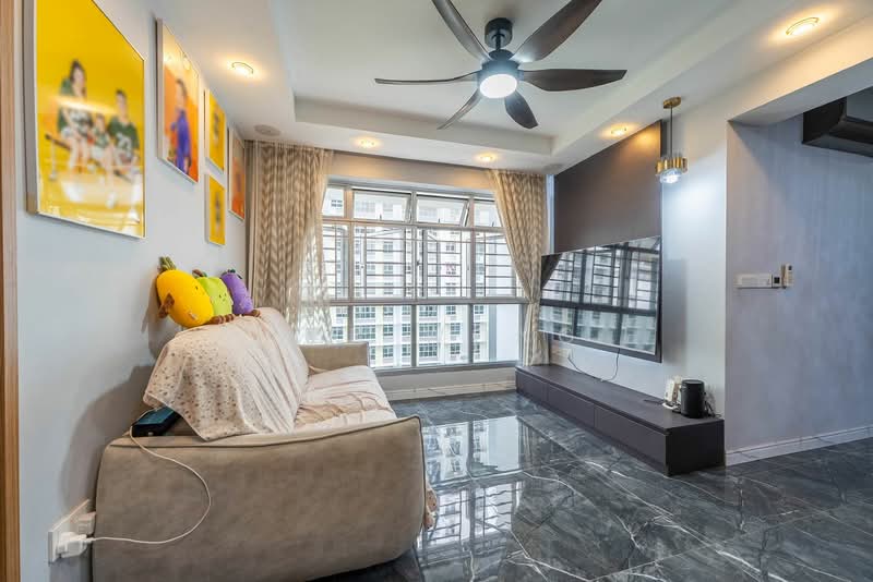 408B Northshore Drive, 408B Northshore Drive, 3 Bedrooms, 1,012 sqft, HDB Flat For Sale, by Ben Wong, 500107979 - Living Room - PropertyGuru.com.sg