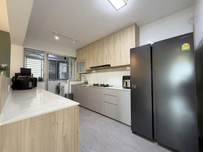 356B Anchorvale Lane, 356B Anchorvale Lane, 3 Bedrooms, 1,216 sqft, HDB Flat For Sale, by Leia Chan, 500107991 - Kitchen - PropertyGuru.com.sg