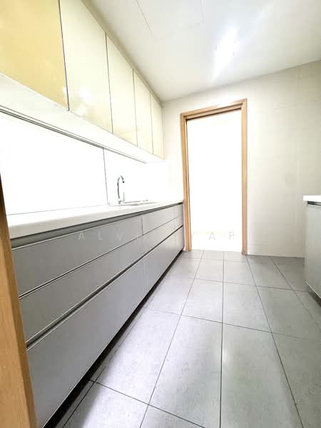 Livia, 81 Pasir Ris Grove, 4 Bedrooms, 1,324 sqft, Condominium For Rent, by Alvin Yap, 500107998 - Kitchen - PropertyGuru.com.sg