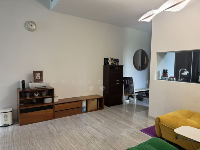 Leedon Green, 32 Leedon Heights, 3 Bedrooms, 1,044 sqft, Condominium For Rent, by Jiaojiao Cheng 娇娇, 500108012 - Living Room - PropertyGuru.com.sg