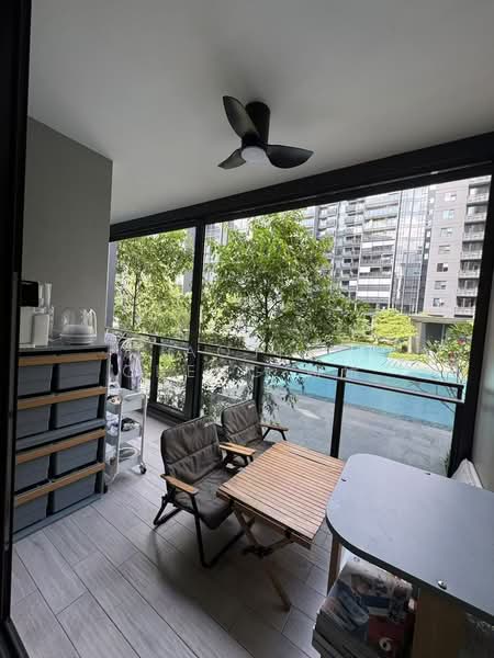 Leedon Green, 32 Leedon Heights, 3 Bedrooms, 1,044 sqft, Condominium For Rent, by Jiaojiao Cheng 娇娇, 500108012 - Balcony - PropertyGuru.com.sg