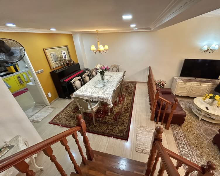 Pasir Ris Beach Park, Pasir Ris Heights, 4 Bedrooms, 3,500 sqft, Terraced House For Sale, by S Shahlan, 500108021 - Dining Room - PropertyGuru.com.sg