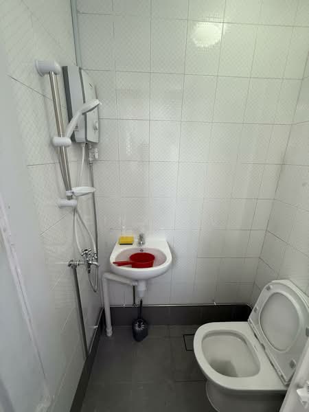 Cheap Bedroom @ Novena MRT, , Room Rental, 70 sqft, Condominium For Rent, by Cindy Fu 付小姐, 500108029 - Bathroom - PropertyGuru.com.sg