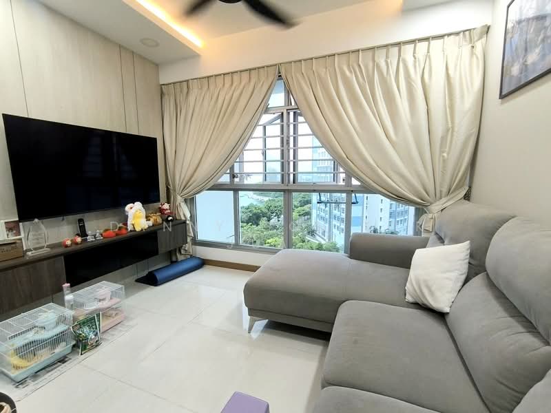 422B Northshore Dr, 422B Northshore Dr, 3 Bedrooms, 1,033 sqft, HDB Flat For Sale, by Danny Goh Tok Juai, 500108041 - Living Room - PropertyGuru.com.sg
