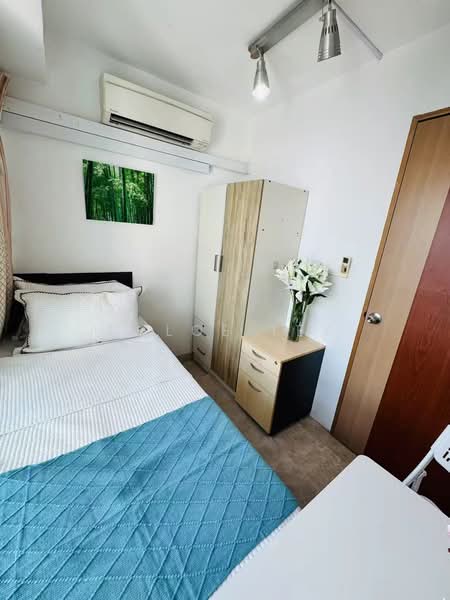 Kerrisdale, 30 Sturdee Road, Room Rental, 100 sqft, Condominium For Rent, by Chloe Tey, 500108054 - Bedroom - PropertyGuru.com.sg