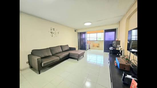 254 Bukit Batok East Avenue 4, 254 Bukit Batok East Avenue 4, 3 Bedrooms, 1,302 sqft, HDB Flat For Sale, by Kenneth Lim, 500108066 - PropertyGuru.com.sg