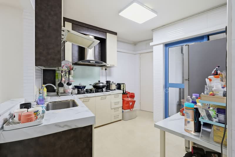 468D Admiralty Drive, 468D Admiralty Drive, 4 Bedrooms, 1,475 sqft, HDB Flat For Sale, by Marylyn Yeo, 500108067 - Kitchen - PropertyGuru.com.sg