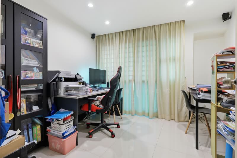 468D Admiralty Drive, 468D Admiralty Drive, 4 Bedrooms, 1,475 sqft, HDB Flat For Sale, by Marylyn Yeo, 500108067 - Study - PropertyGuru.com.sg